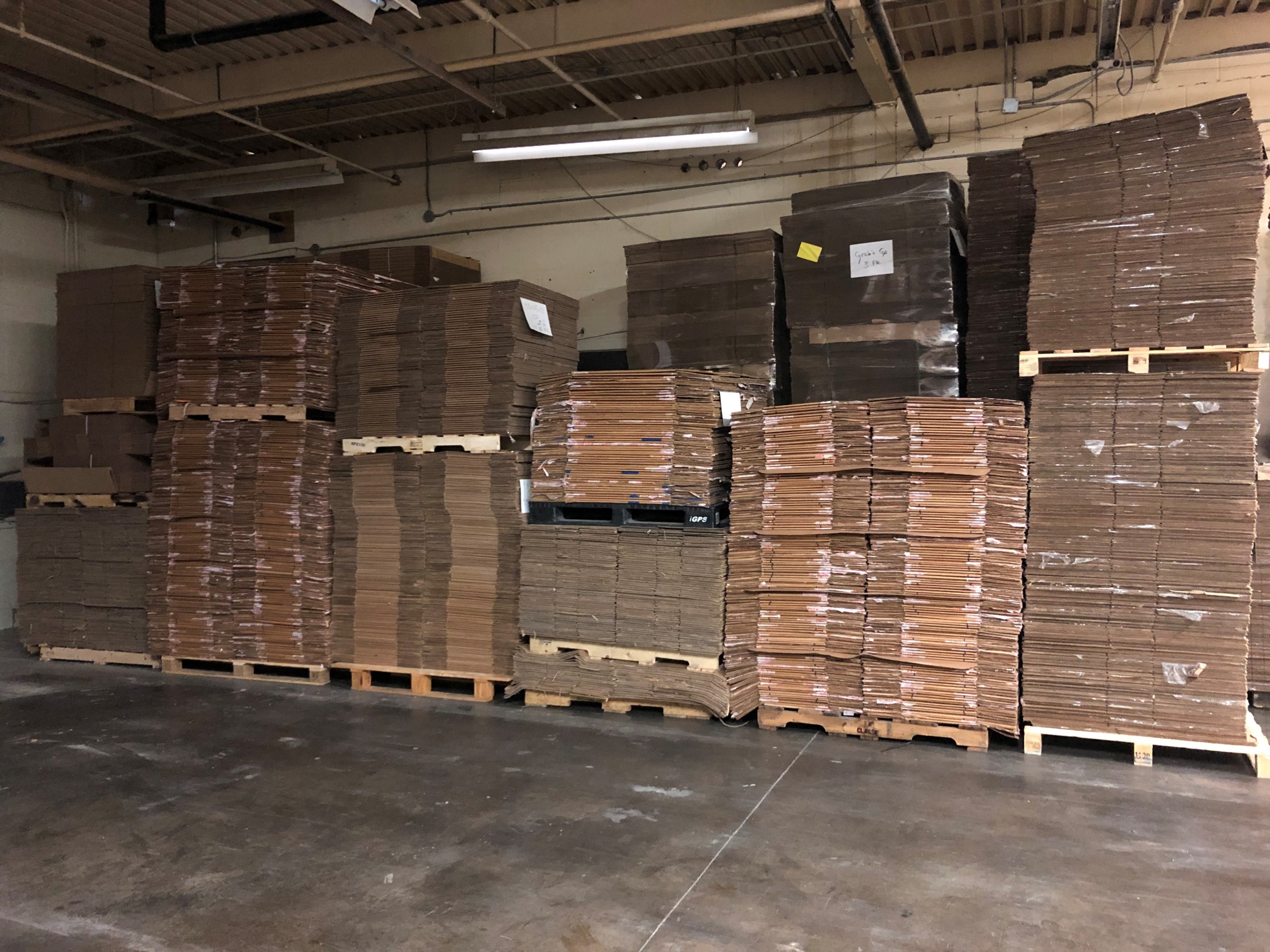 A Box Broker inc Ontario's most reliable supplier of cardboard boxes